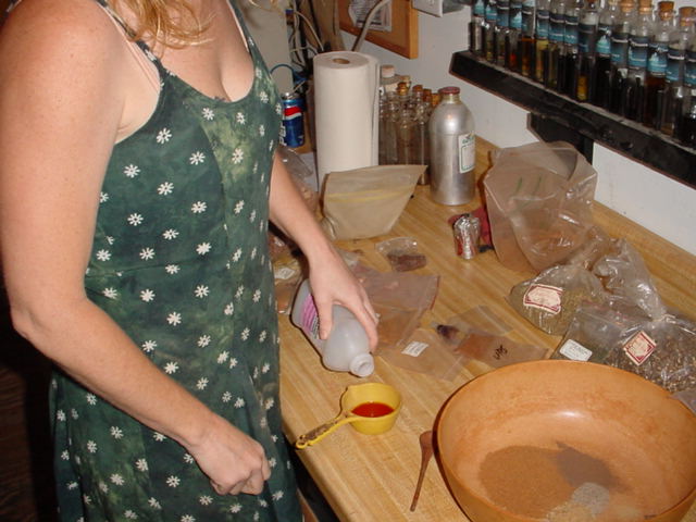 mixing the oil